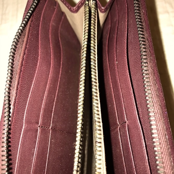 NWOT! Authentic Bottega Veneta Leather Wallet/Wristlet - Picture 8 of 13